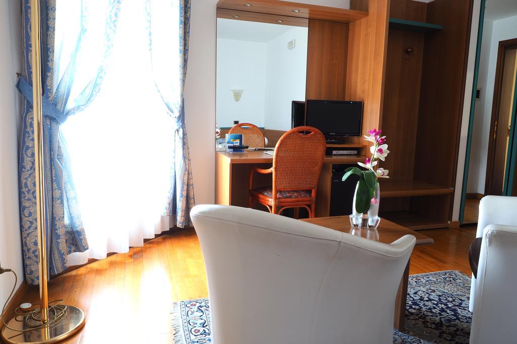 Hotel Spresiano Esterno foto