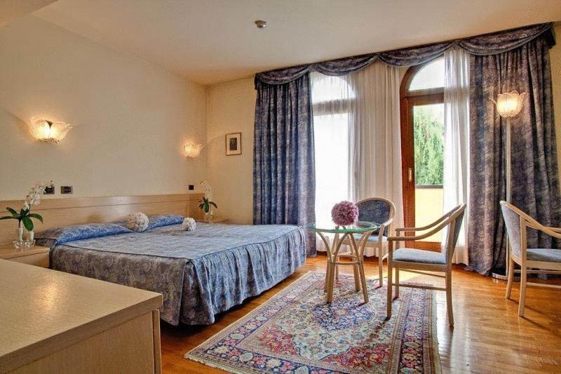 Hotel Spresiano Esterno foto