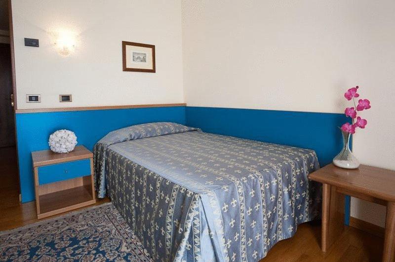 Hotel Spresiano Esterno foto